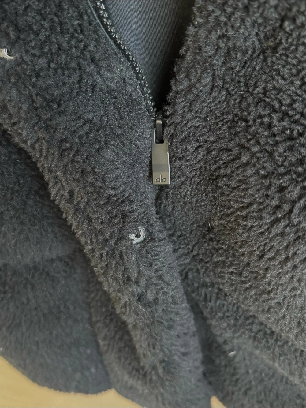 ALO Yoga Black Sherpa Cropped Jacket - Picture 5 of 10